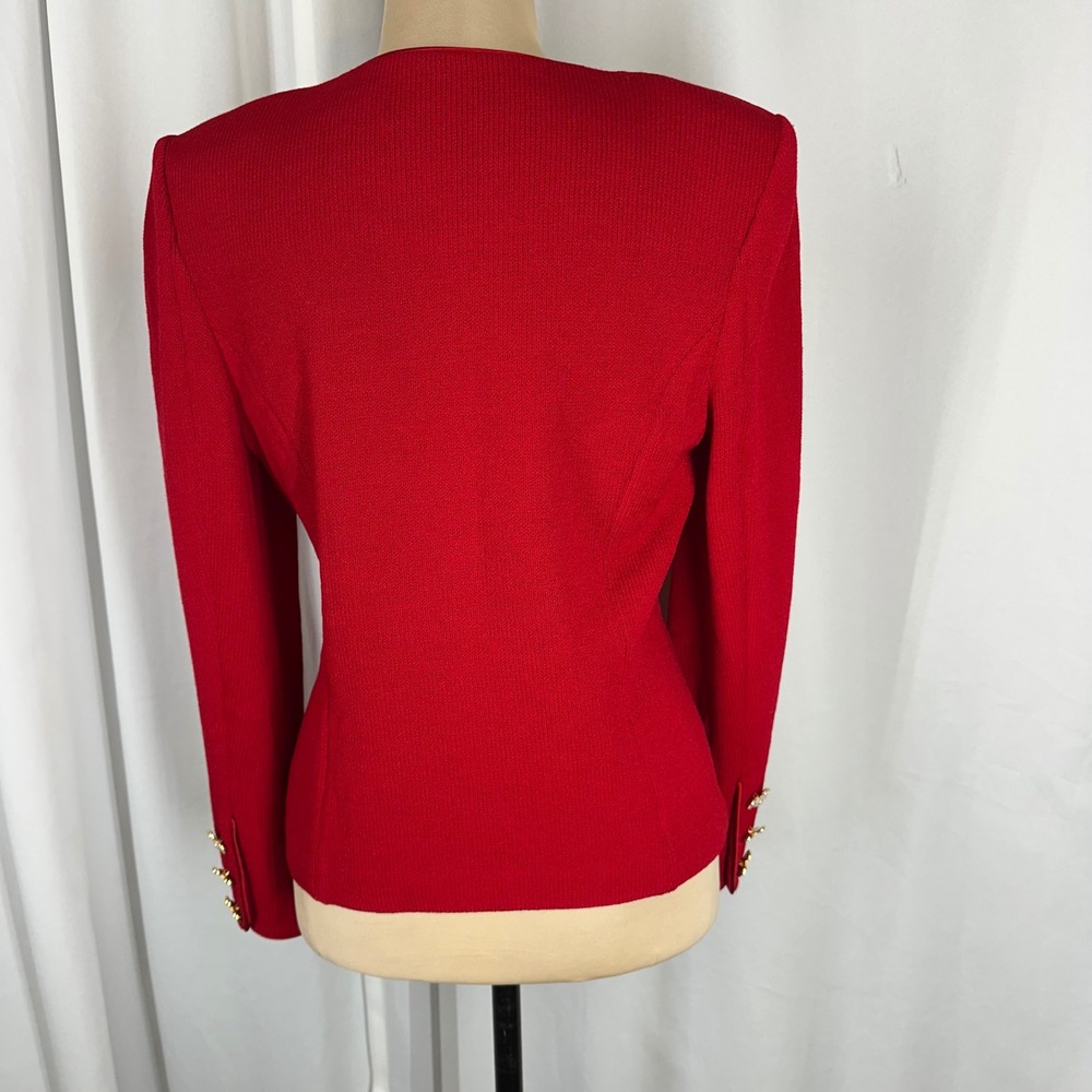 St. John Evening Red Santana Knit Jacket Gold Jeweled Hook Closures Sz 2 (S) - Picture 2 of 12